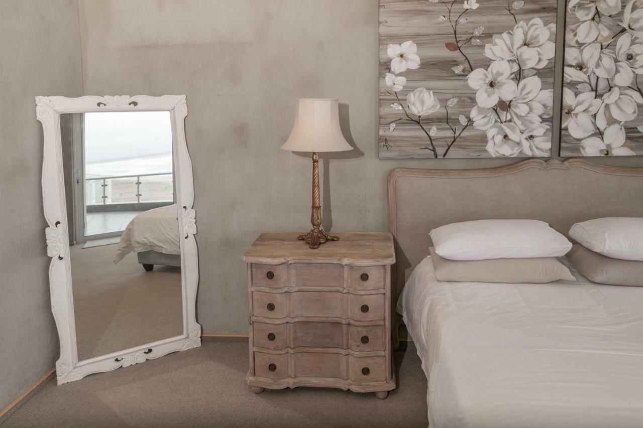 Blue Pearl - Situated Right On The Beach Swakopmund Extérieur photo