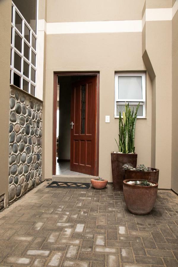 Blue Pearl - Situated Right On The Beach Swakopmund Extérieur photo